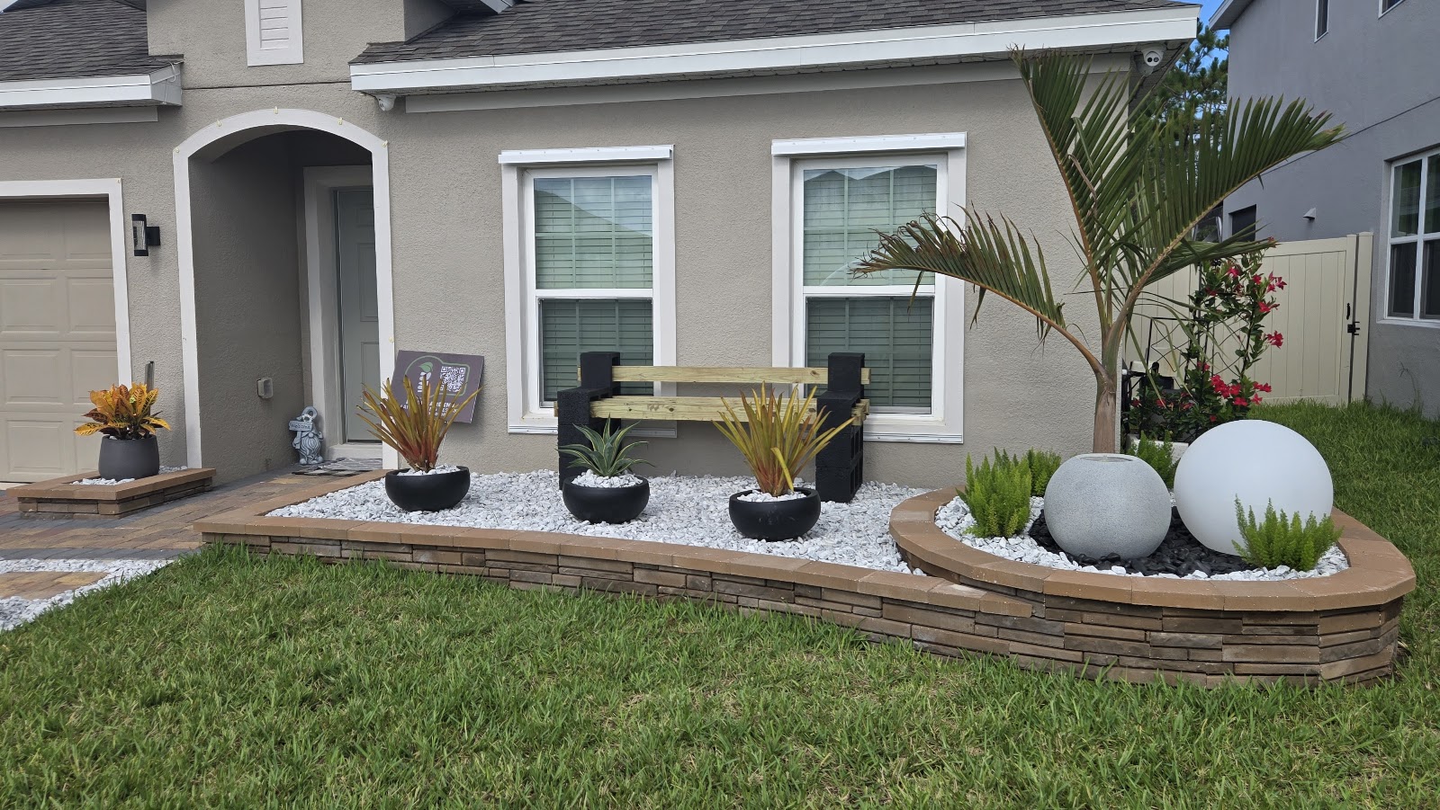 A landscaped yard maintained by Ideal Gardens in Orlando, Florida