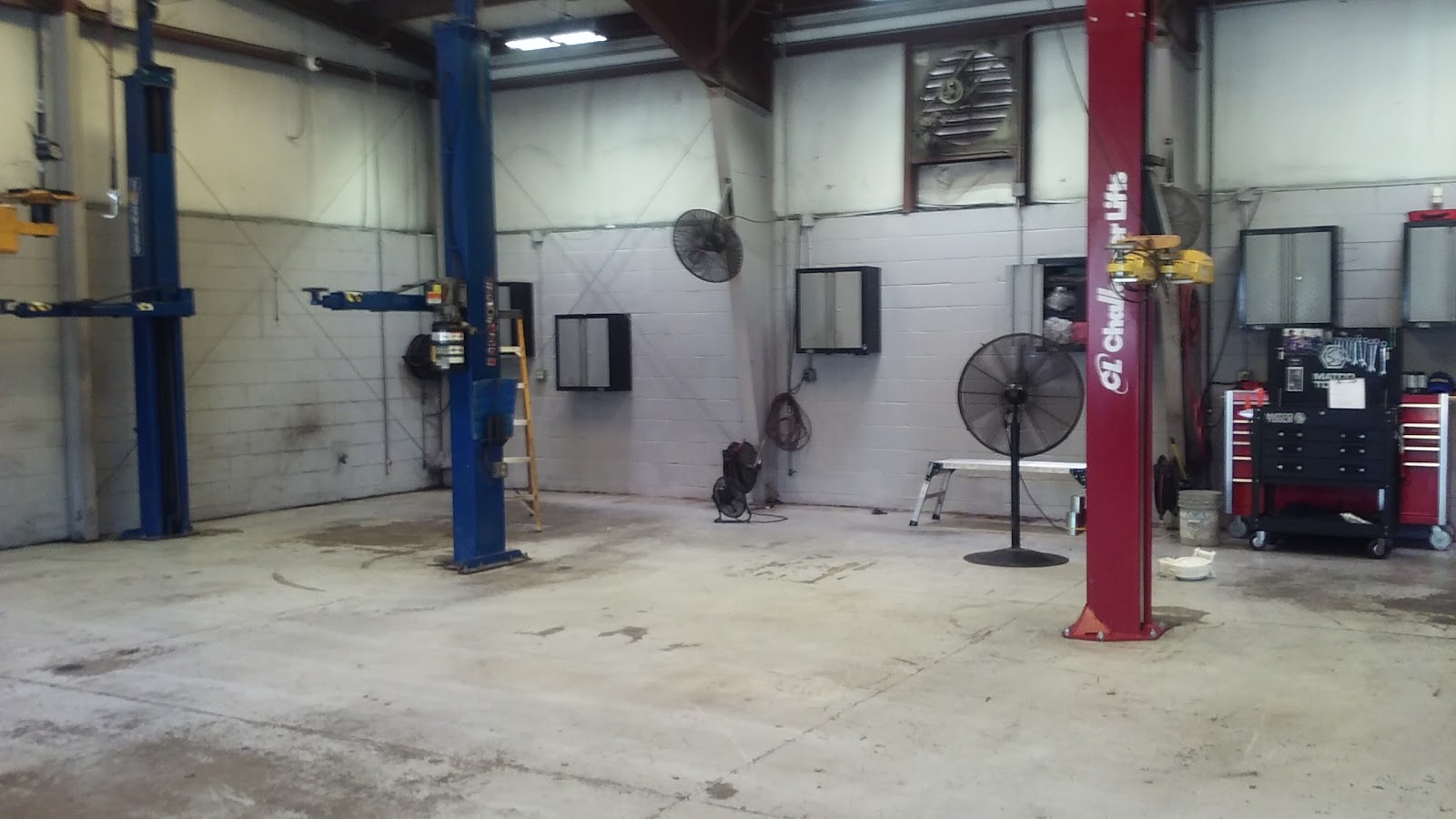 Sloan's Automotive mobile auto repair work in Orlando