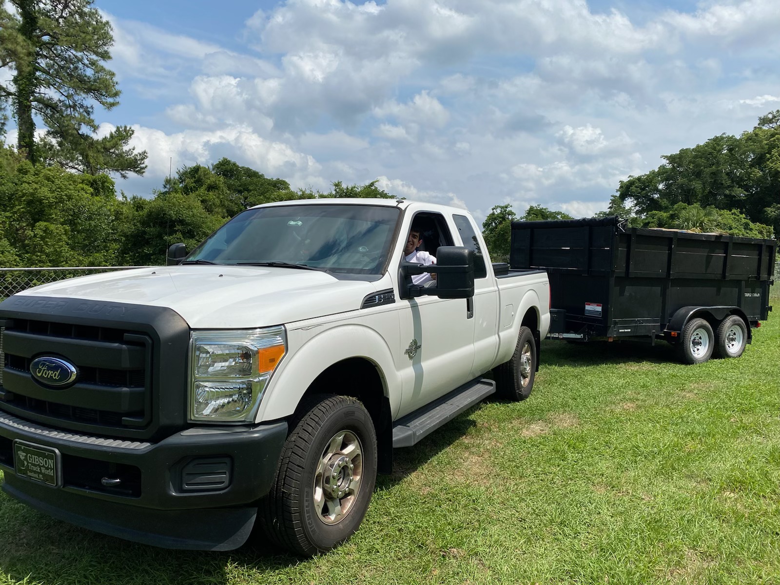 World of Dumpsters and Junk Removal junk removal job in Orlando #3